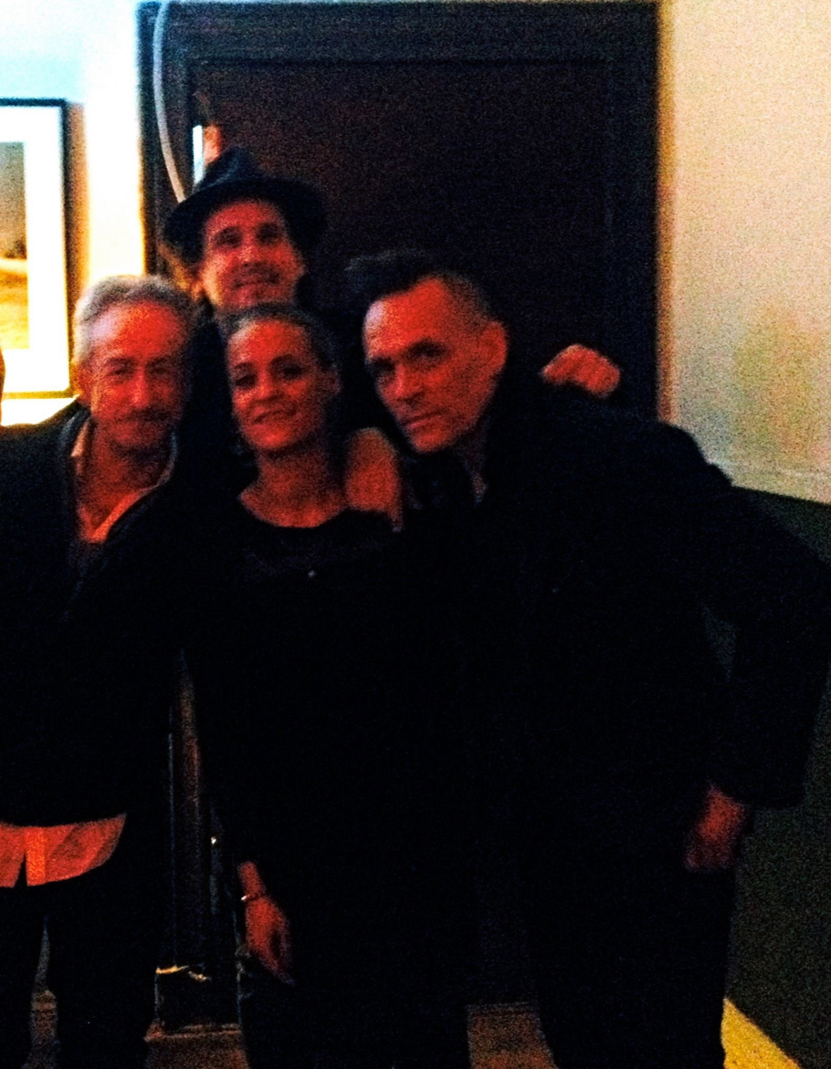 Foto aus dem Posh Teckel: Michael Spencer Jones, John Robb, Judith und Bernd